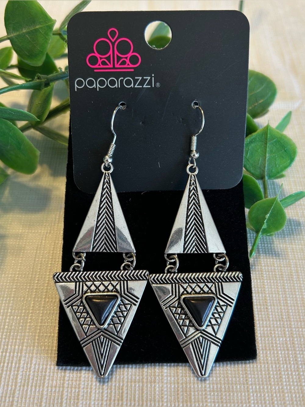 Paparazzi • “El Paso Edge” Earrings
